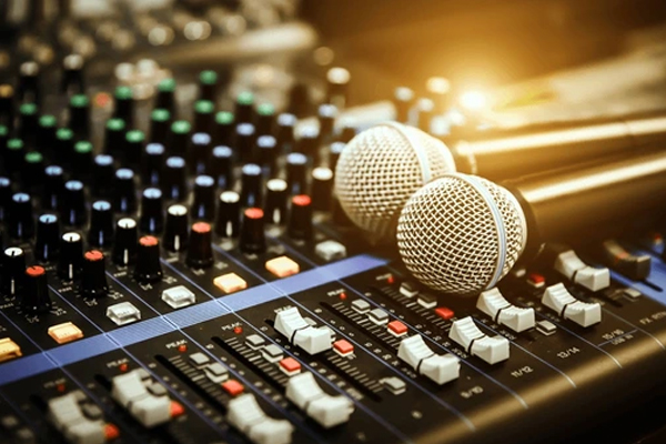 audio equipment im